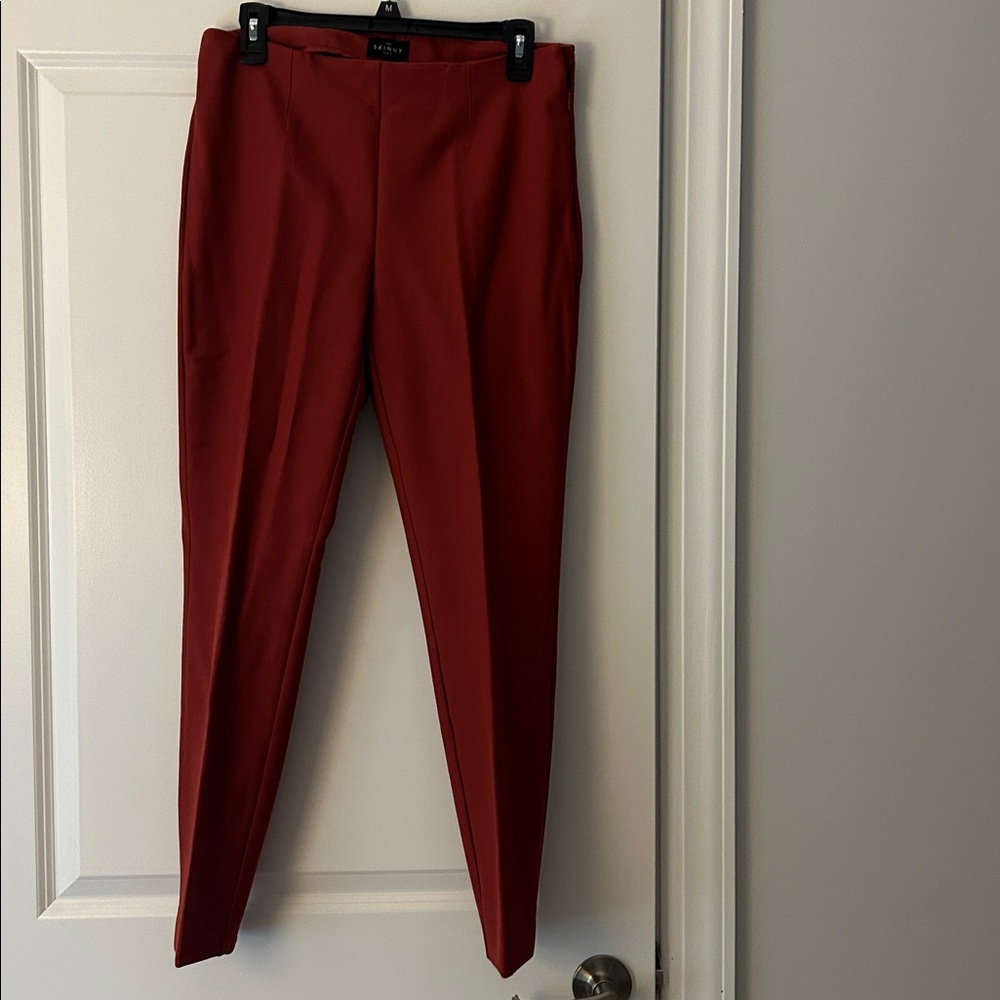 White House Black Market Red Ankle Pants